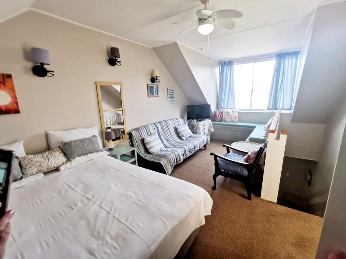 The Coelacanth Guest House And Beach Thyme Self Catering Kiddʼs Beach 외부 사진