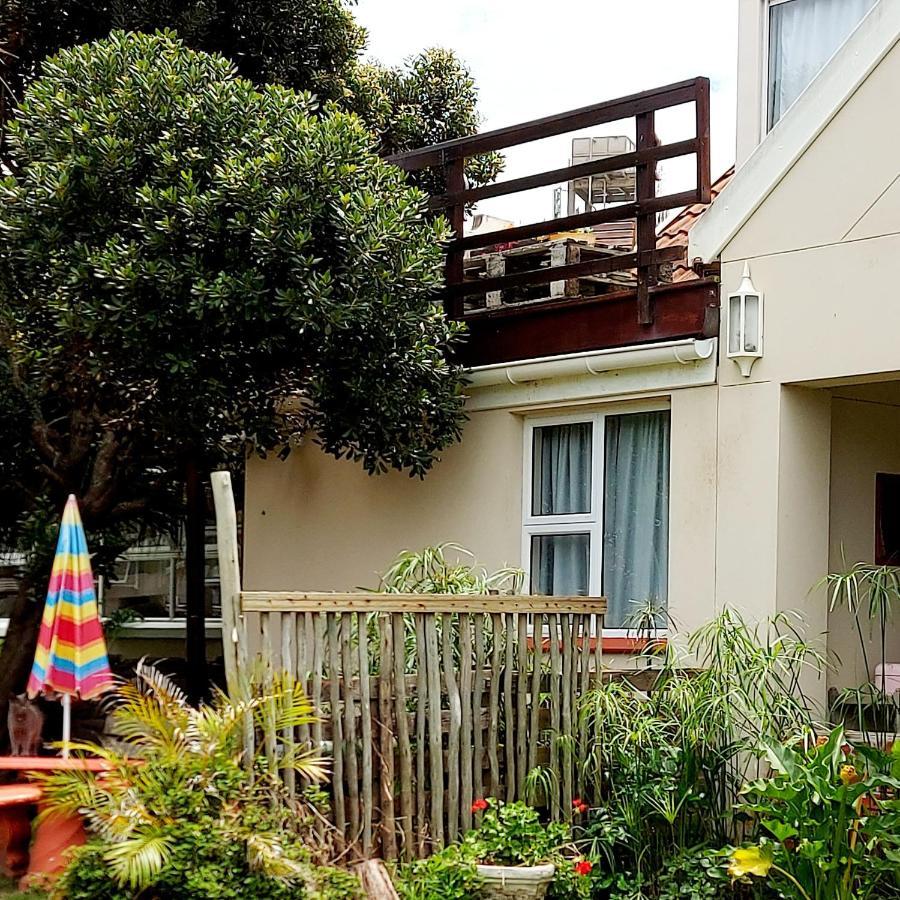 The Coelacanth Guest House And Beach Thyme Self Catering Kiddʼs Beach 외부 사진