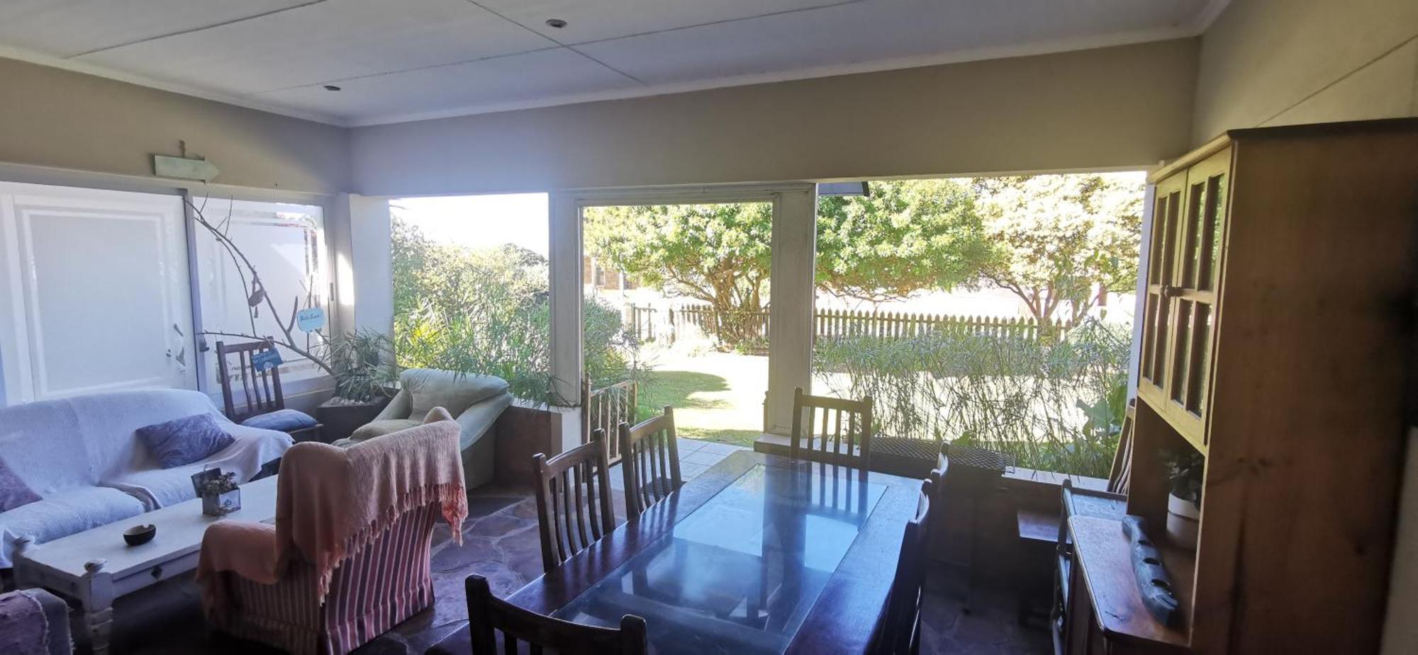 The Coelacanth Guest House And Beach Thyme Self Catering Kiddʼs Beach 외부 사진