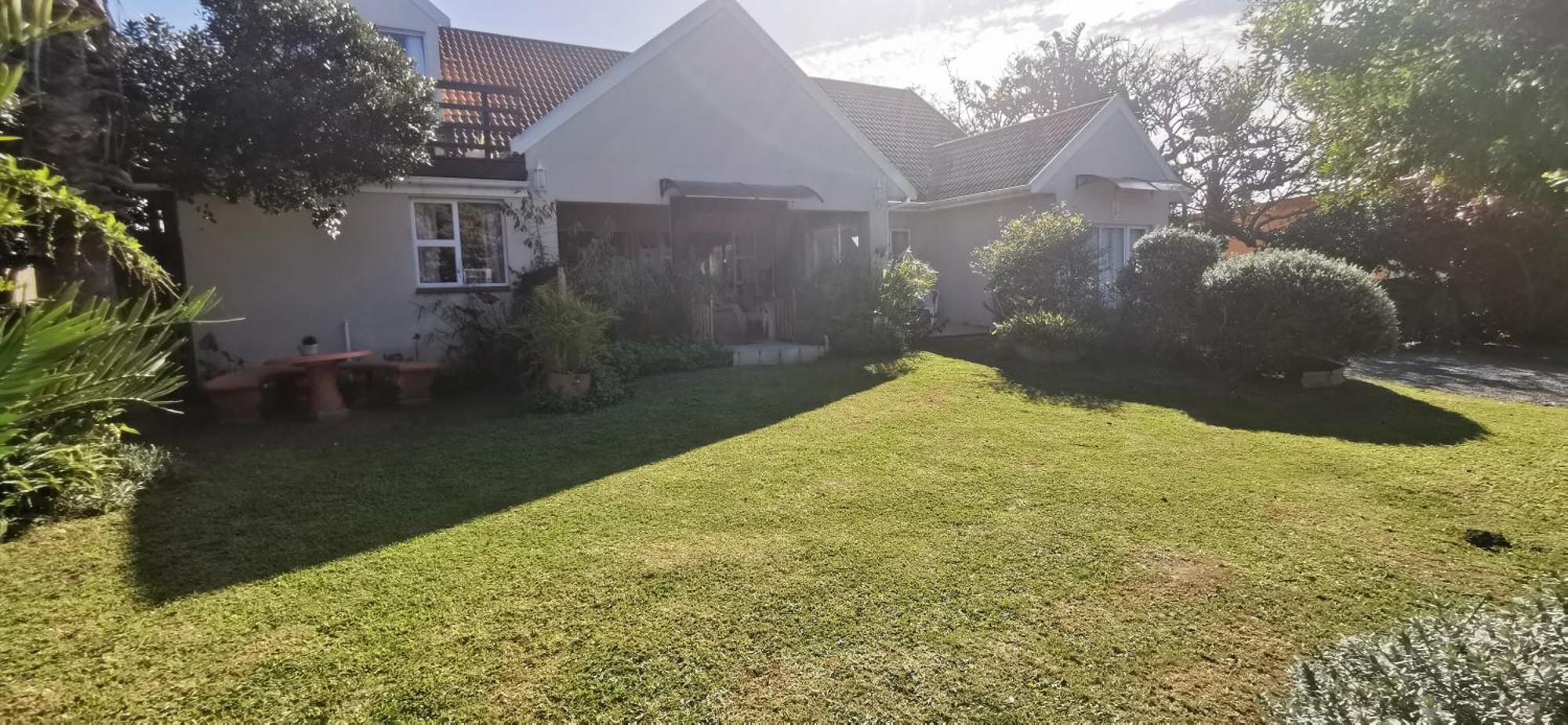 The Coelacanth Guest House And Beach Thyme Self Catering Kiddʼs Beach 외부 사진