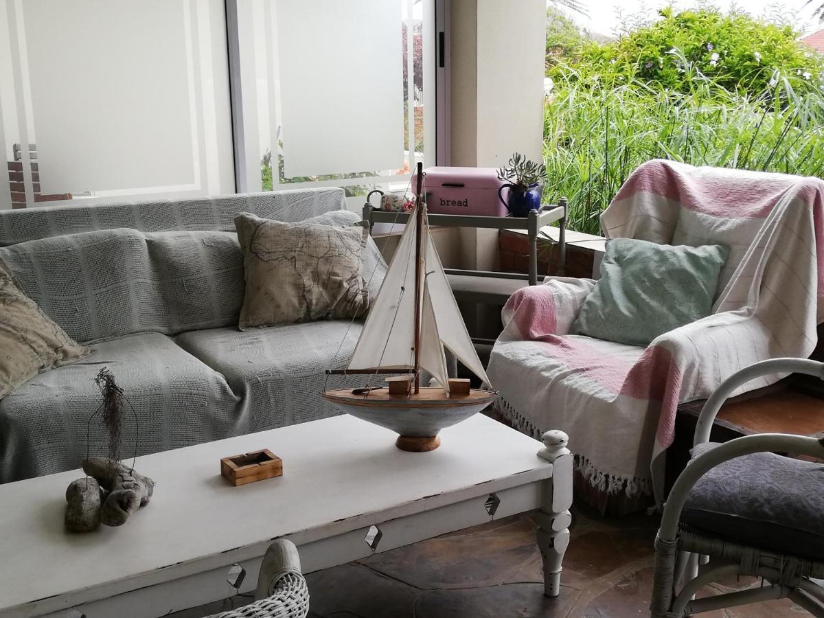 The Coelacanth Guest House And Beach Thyme Self Catering Kiddʼs Beach 외부 사진